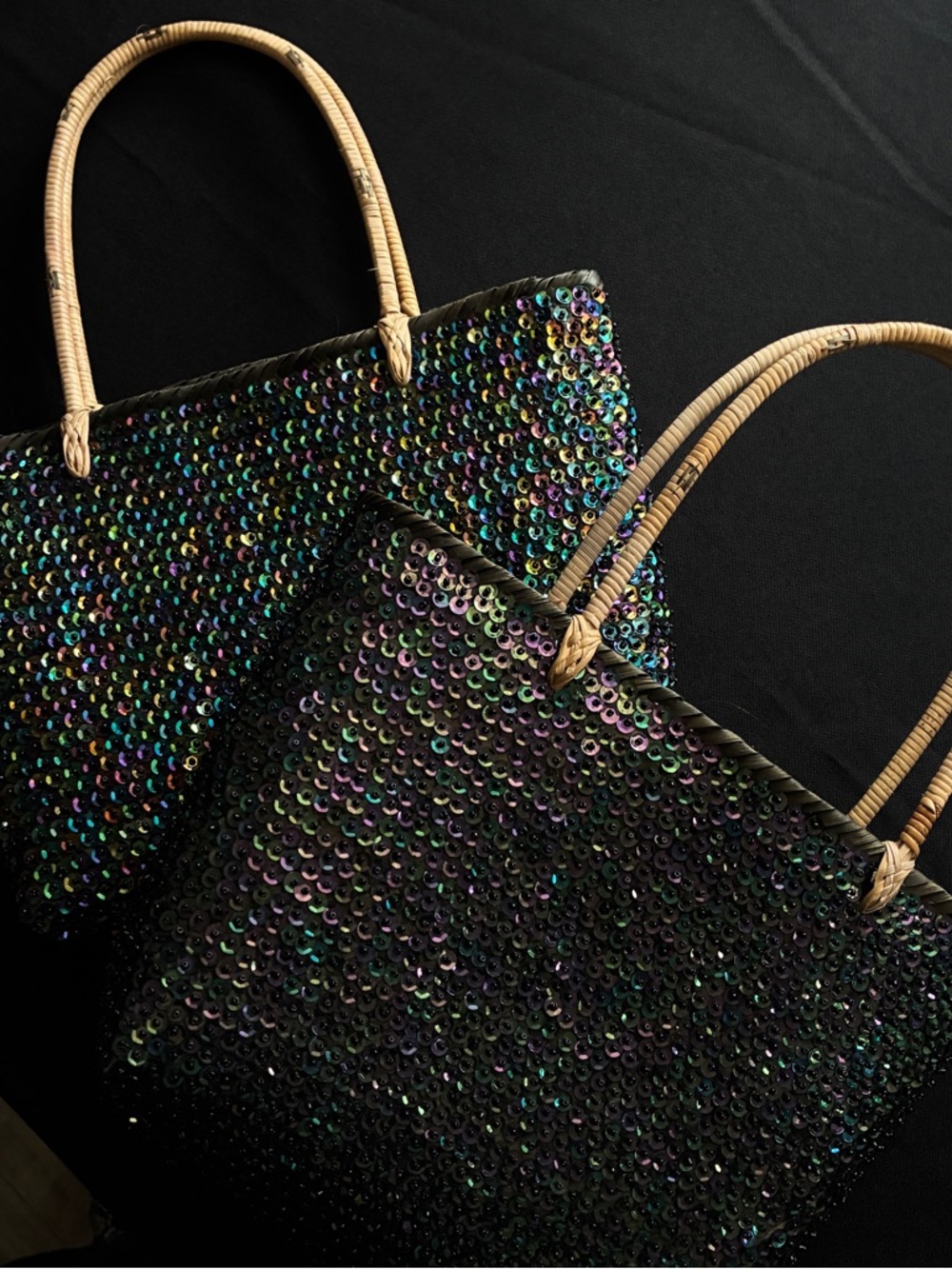 Sequin Straw Handle Tote Bag - Iridescent Black